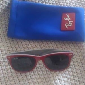 Ray Ban youth sunglasses with carrying pouch